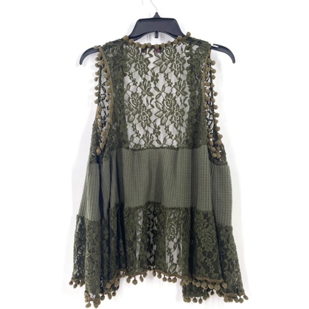New with tags! Boho Vintage lace Pom Pom Vest - Picture 7 of 11